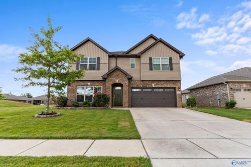 227 Cherry Laurel Dr, Hazel Green, AL, 35750-4301 | Card Image