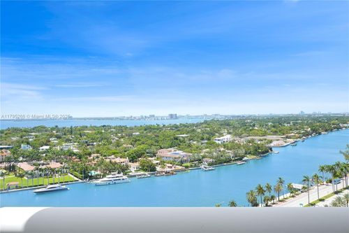 20062007-4775 Collins Ave, Miami Beach, FL, 33140-3262 | Card Image