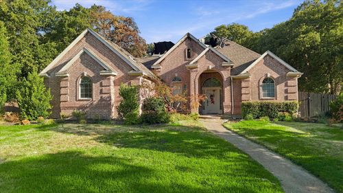 2806 Yorkshire Ln, Southlake, TX, 76092-5630 | Card Image