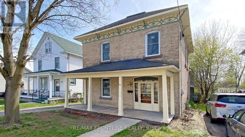 44 Drummond St E, Perth, ON, K7H1G2 | Card Image