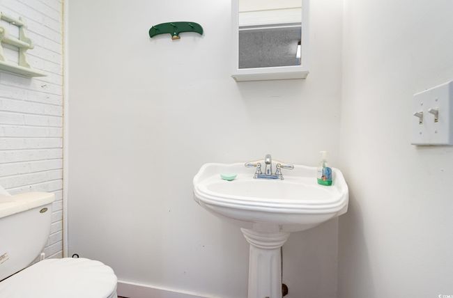 Bathroom with toilet | Image 7