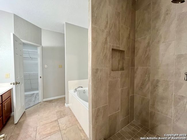 1901 Walter Raleigh, House other with 3 bedrooms, 2 bathrooms and null parking in Windcrest TX | Image 9