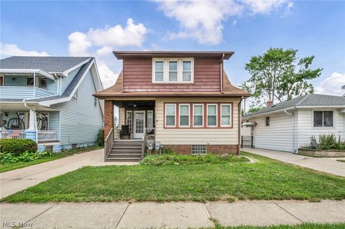 3016 Tuxedo Ave, Parma, OH, 44134-1333 | Card Image
