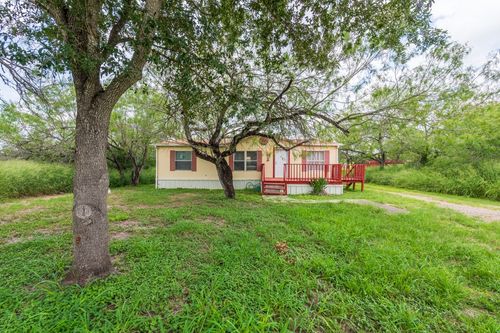 178 Thunderbird Trl, Sandia, TX, 78383-4055 | Card Image