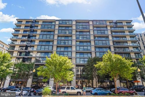 apt-1009-920 I St Nw, WASHINGTON, DC, 20001-4973 | Card Image