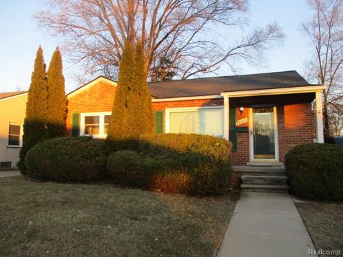 17618 Sumner, Redford, MI, 48240-2175 | Card Image