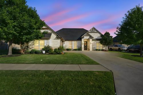 105 Piper Pkwy, Waxahachie, TX, 75165-1001 | Card Image
