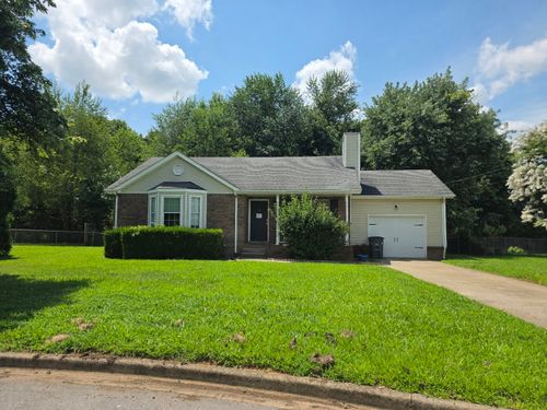 3404 Oak Lawn Dr, Clarksville, TN, 37042-5896 | Card Image