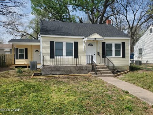 909 S Fulton St, Carthage, MO, 64836-2341 | Card Image