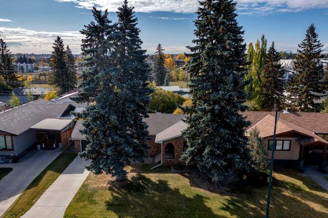 70 Mayfair Rd Sw, House detached with 3 bedrooms, 4 bathrooms and 3 parking in Calgary AB | Image 41