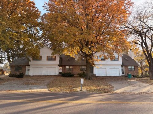 10207 W 85th St, Overland Park, KS, 66212-4643 | Card Image