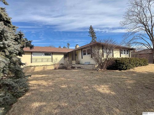 501 N 74th St, Omaha, NE, 68114-3210 | Card Image