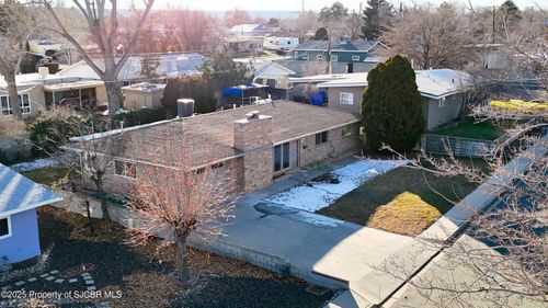 1305 Zuni Pl, Farmington, NM, 87401-2451 | Card Image