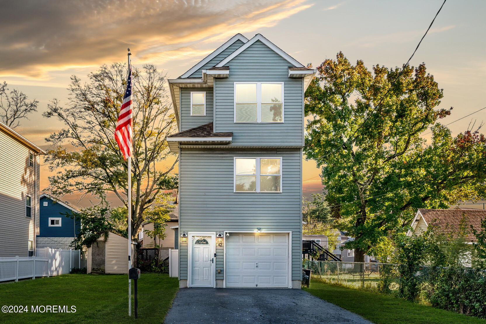 Jahn St, Keansburg, NJ 07734