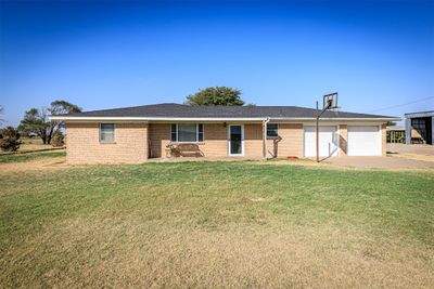 15861 S County Road 202 Road, House other with 3 bedrooms, 2 bathrooms and null parking in Altus OK | Image 1