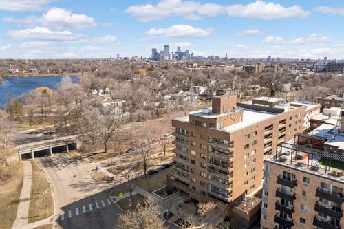 203-2885 Knox Ave S, Minneapolis, MN, 55408-1853 | Card Image