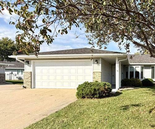 703 W Veterans Memorial Hwy, Kasson, MN, 55944-2101 | Card Image