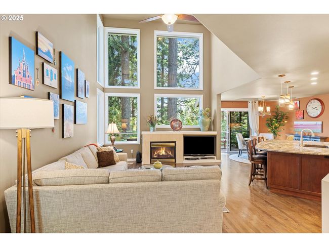 3486 Chaparrel Loop, House attached with 4 bedrooms, 4 bathrooms and 2 parking in West Linn OR | Image 6