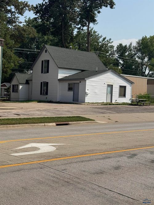 1828 Junction Ave, Sturgis, SD, 57785-2316 | Card Image