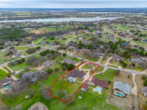 2216 Wood Duck Ln, Granbury, TX, 76049-5574 | Card Image