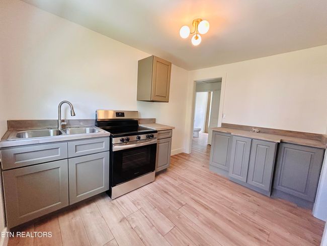 2 - 3500 Sevier Ave, House other with 3 bedrooms, 1 bathrooms and null parking in Knoxville TN | Image 5