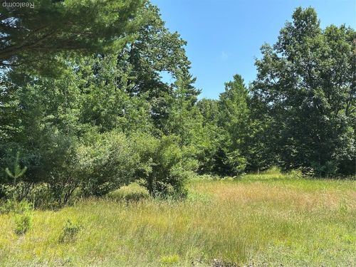 77 Starlight Ridge Cir, Onekama, MI, 49675 | Card Image