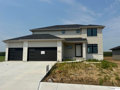 20714 Vernon Ave, Elkhorn, NE, 68022 | Card Image