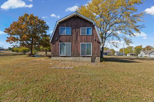 144 Pawnee Dr, Loda, IL, 60948-9693 | Card Image