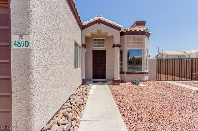4850 La Princesa Ct, House other with 4 bedrooms, 2 bathrooms and null parking in North Las Vegas NV | Image 9