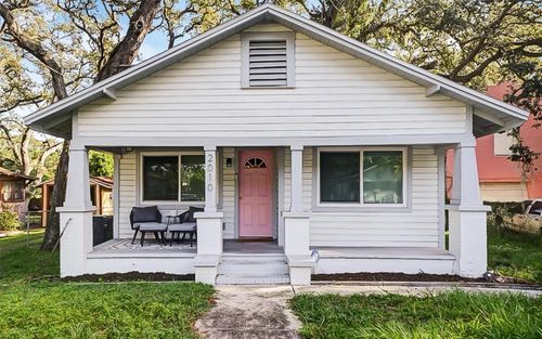 2010 E Ida St, TAMPA, FL, 33610-7531 | Card Image