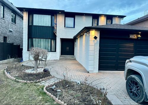 1813 Spruce Hill Rd, Pickering, ON, L1V1S5 | Card Image