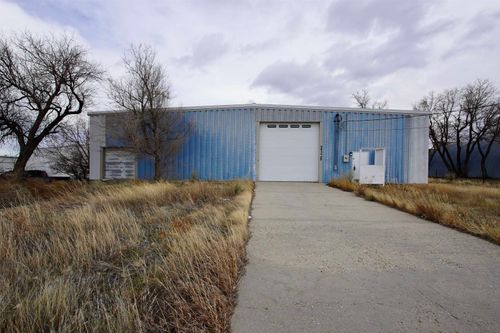 2129 Midway Dr, CASPER, WY, 82604-2909 | Card Image