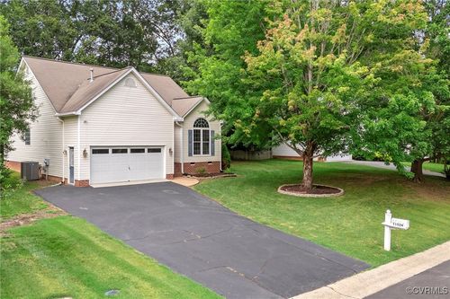 11524 Courthouse Acres Dr, Midlothian, VA, 23114-5167 | Card Image