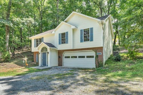 1033 Tipton Ave Se, Roanoke, VA, 24014-6429 | Card Image