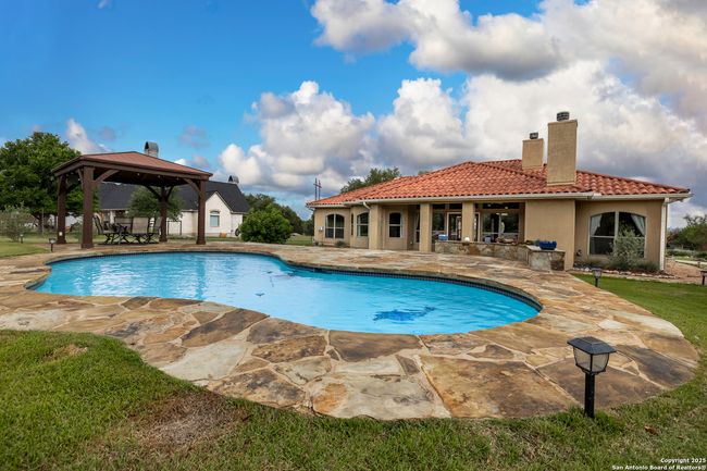 460 Lantana Vw, House other with 3 bedrooms, 3 bathrooms and null parking in Spring Branch TX | Image 4