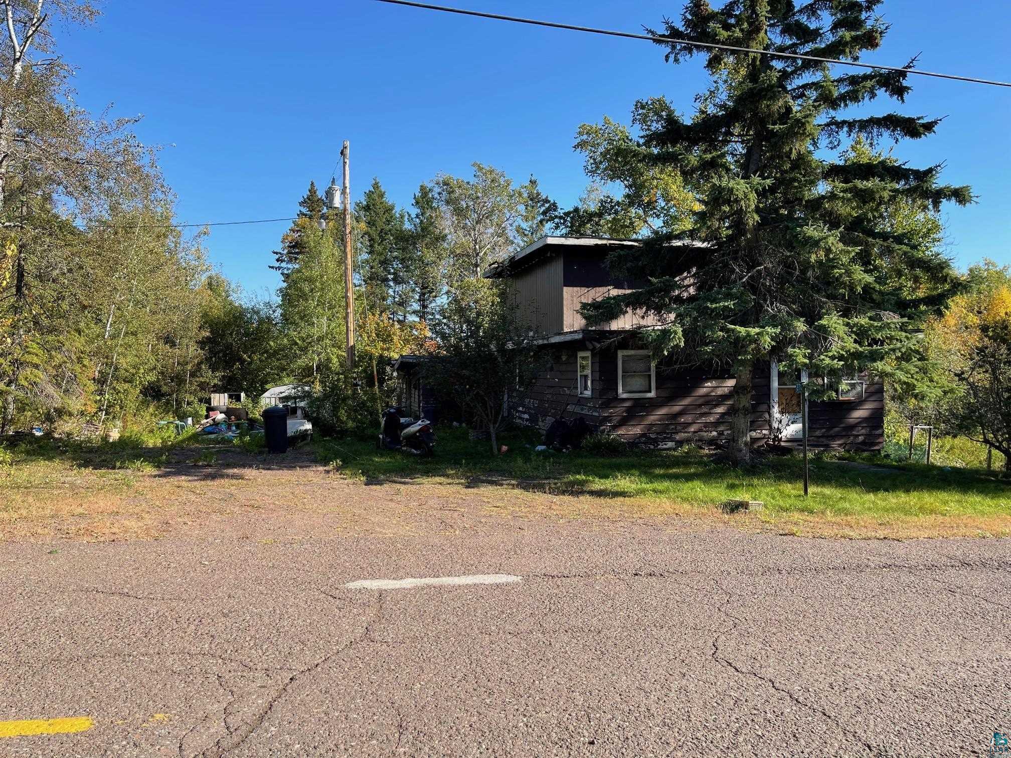 270 E 2nd St, For Sale in Knife River Zoocasa