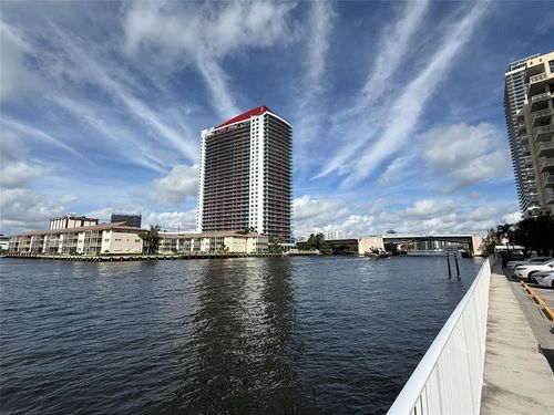 808-1833 S Ocean Dr, Hallandale Beach, FL, 33009-4941 | Card Image