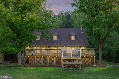 714 Deer Meadow Dr, STRASBURG, VA, 22657-3127 | Card Image