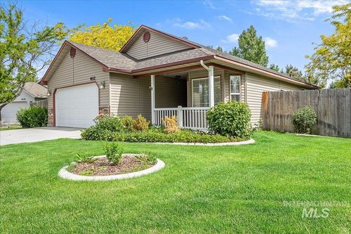 4112 W Cherrytree Ct, Meridian, ID, 83642-4290 | Card Image