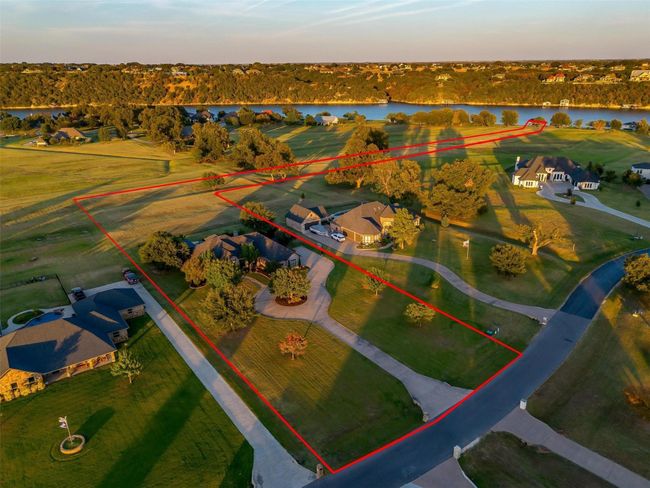 1204 E Scandinavian Ct, House other with 4 bedrooms, 4 bathrooms and null parking in Granbury TX | Image 4