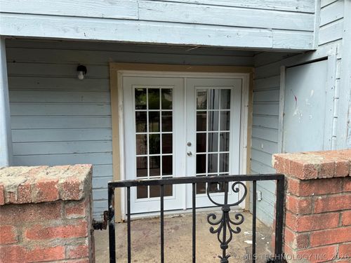 f104-1802 E 66th Pl, Tulsa, OK, 74136-2454 | Card Image