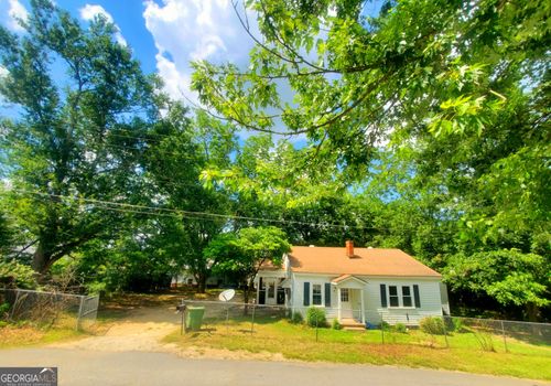 140 Carlton St, Royston, GA, 30662-2705 | Card Image