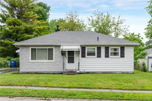 5385 Woodbine Ave, Dayton, OH, 45432-3652 | Card Image