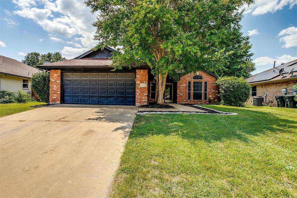 Hyde Park Blvd, Cleburne, TX 76033