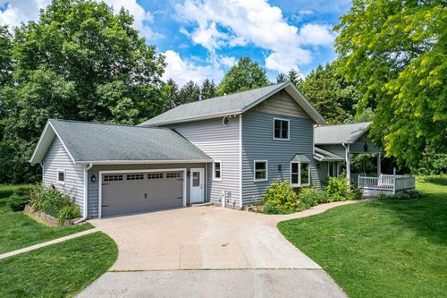 12730 Beloit Road, Caledonia, IL, 61011 | Card Image