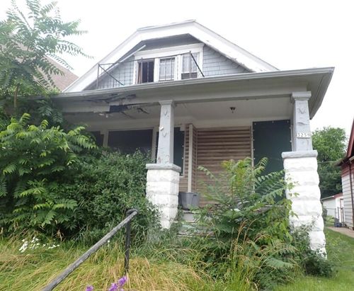 3259 N 27th St, Milwaukee, WI, 53216-3809 | Card Image