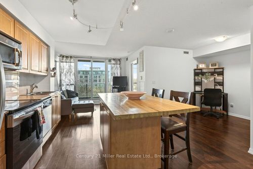 562-209 Fort York Blvd, Toronto, ON, M5V4A1 | Card Image