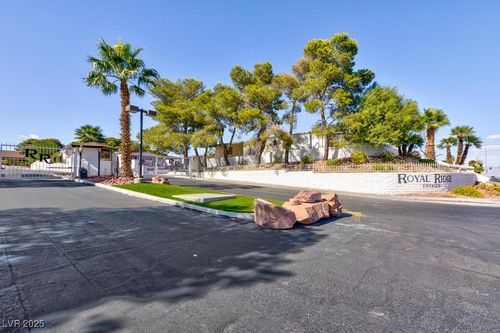 5015 S Ridge Club Dr, Las Vegas, NV, 89103-5017 | Card Image