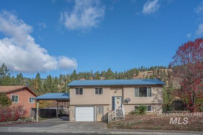 12415 Grand Avenue, House other with 3 bedrooms, 2 bathrooms and 2 parking in Orofino ID | Image 1