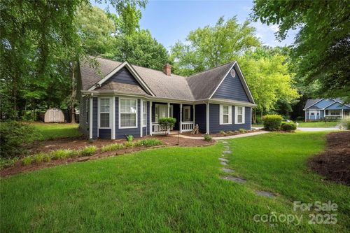 172 Valleybrook Dr, Denver, NC, 28037-9508 | Card Image
